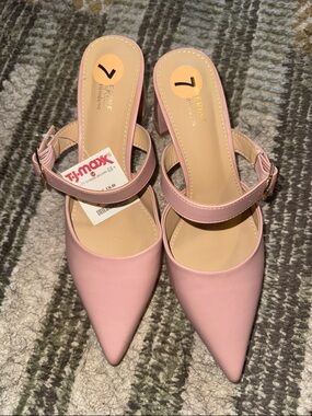 Pink Pointed-Toe Slingback Heels